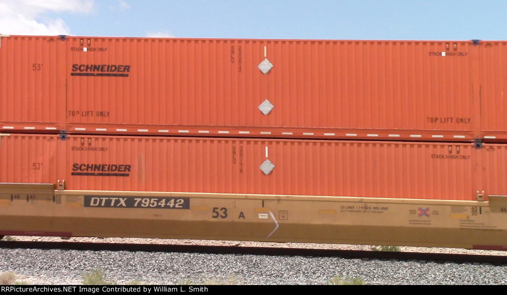 EB Priority Container Frt @ Erie -37